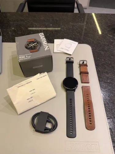 GARMIN VENU 4 COM 2 PULSEIRAS ORIGINAIS E NA CAIXA