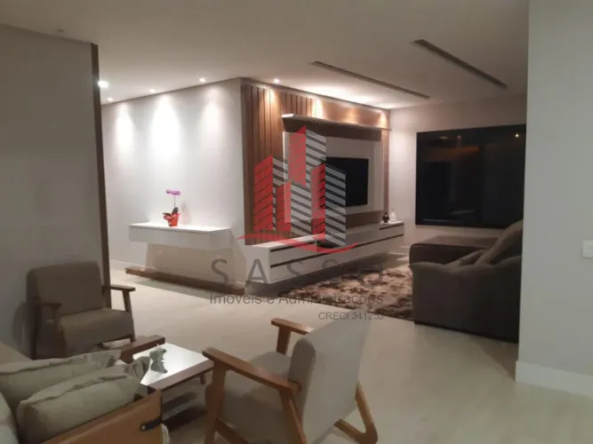 Vendo Linda Casa de condomínio fechado em Jundiaí.