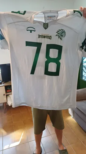 Camisa oficial