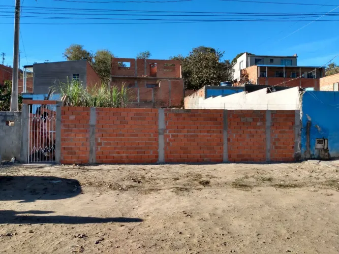 Terreno 250m2