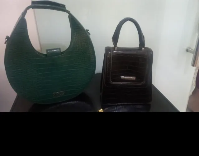 BOLSAS SANTA LOLA E COURO FINO
