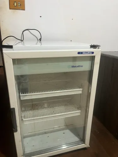 Refrigerador Expositor Metalfrio