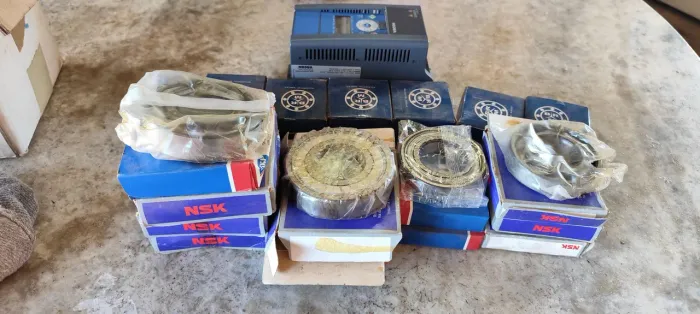 Vendo Inversor de Frequência e rolamentos