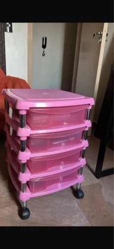 Organizador com gavetas