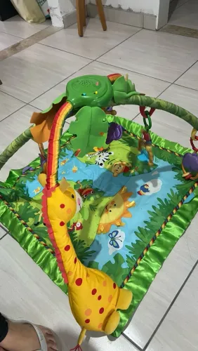 Tapete de atividades bebê