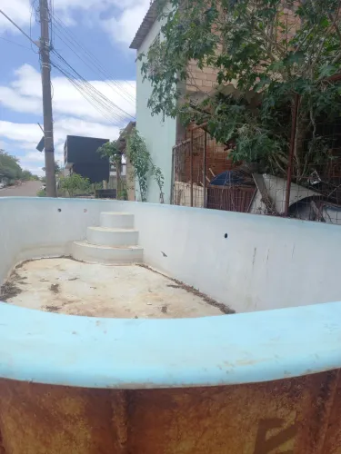 Piscina de 8 metros 3.70 de largura é 1.50 de fundura