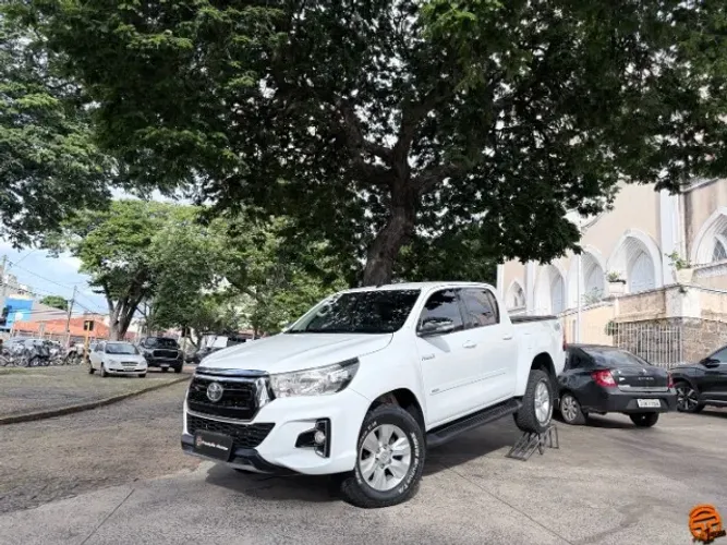 Toyota Hilux CD SRV 4X4 2.8 TDI Diesel Aut. 2018