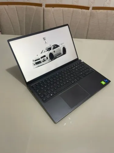 Dell Vostro 15 5510 i7-11390H 16GB RAM 512GB SSD MX450 2GB
