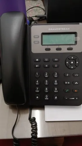 Telefone Grandstream Small Business IP Phone GXP 1610/1615