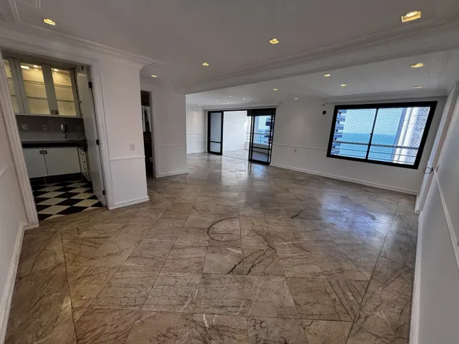 Foto do anúncio de Apartamento 186m² com Vista para o Mar no Mucuripe | Fortaleza no Mucuripe
