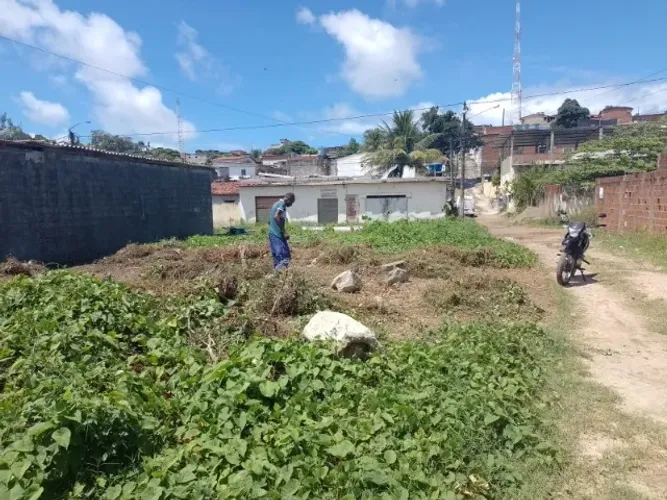 TERRENO 10X20 EM FRAGOSO 500M DA PE15