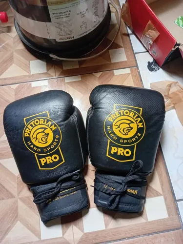 Luva de Boxe Pretorian (COURO LEGÍTIMO)