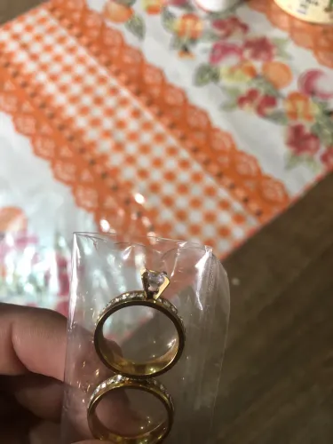 Anel + solitária