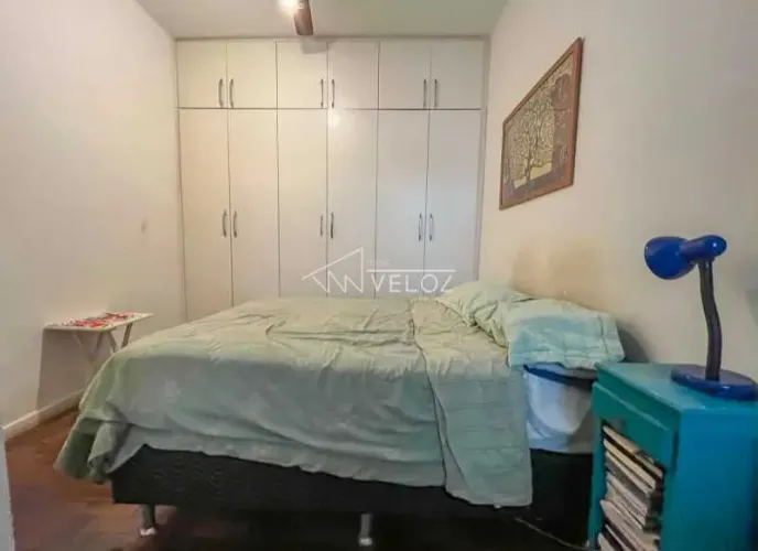 Apartamento : / Residencial / Glória