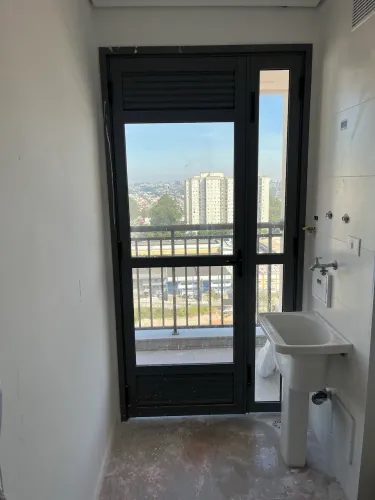 Porta alumínio 2.35x1.65 cor cinza escura , ótima qualidade 