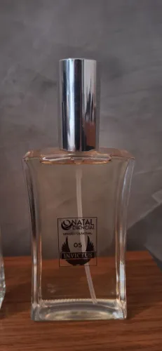Perfume contratipi Invictus