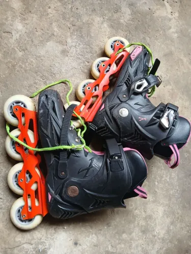 Patins traxard 39,40 usado com bastante marca de uso mas em excelente estado de uso