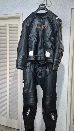 Vendo macacão x11 4G