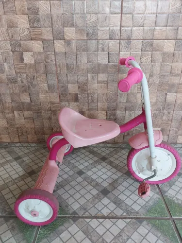 Triciclo infantil 