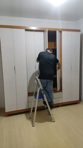 Montador de móveis?
