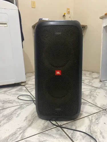 Jbl party box 100 !!