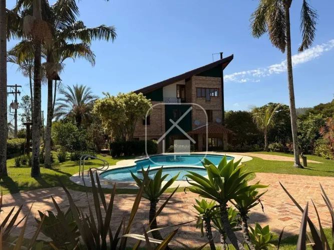 CASA DE 06 QUARTOS COM PISCINA À VENDA EM CONDOMÍNIO FECHADO CONDOMÍNIO ALPES DE GUARAREM