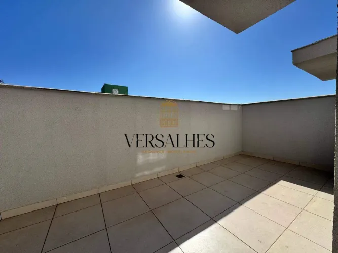 Cobertura á venda com 2 quartos, 2 banheiros, 01 vaga de garagem , 98,00 m² no Bairro Sant