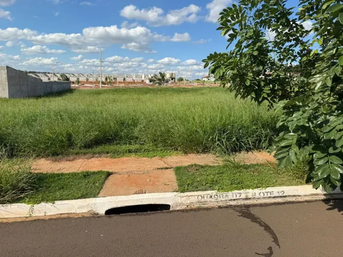 Imóvel para venda com 300 metros quadrados em Vila City - Paranavaí - PR