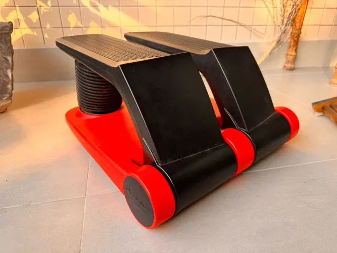 Stepper air climber 