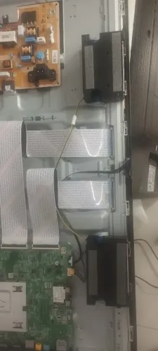 Auto-Falantes TV Samsung 40 4K UN40NU7100