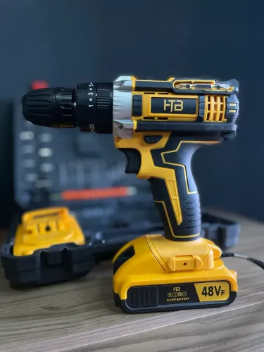 Parafusadeira/Furadeira Sem Fio 48V Bivolt + 2 Baterias + Maleta Completa