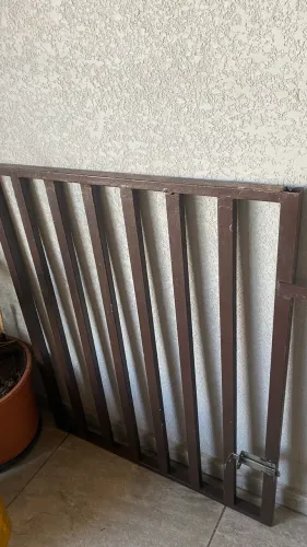 Portãozinho para pet e criança pequena