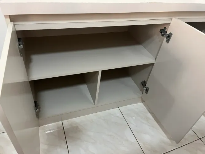 Buffet 3 Portas em Laca Off White - Elegante e Moderno