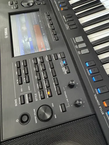 Teclado Yamaha PSR SX900