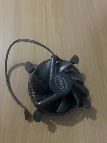 Cooler Intel