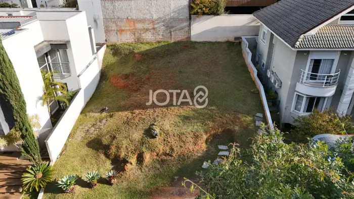 TERRENO EM COMDOMÍNIIO NO CAMPO COMPRIDO. Terreno Em Condomínio No Campo Comprido