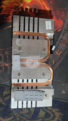 COOLER COMPLETO PARA PLACA DE VÍDEO<br>DUAL FAN + 2 HEATPIPES DE COBRE + PWM