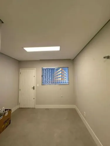 Aluga sala no centro de Guarulhos recém reformada