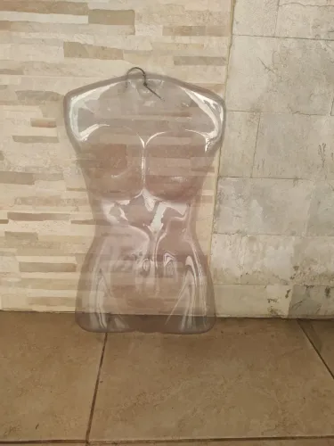 24 cabides meio corpo feminino de acrílico para brechó