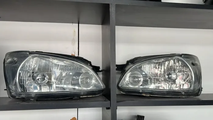 Par Farol Corsa Classic 11-16 Original