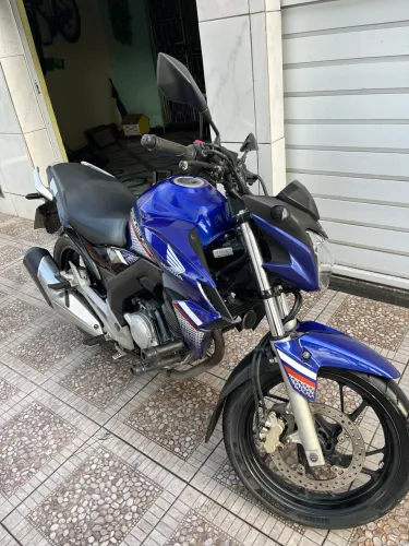 Honda CB 250F Twister 2022