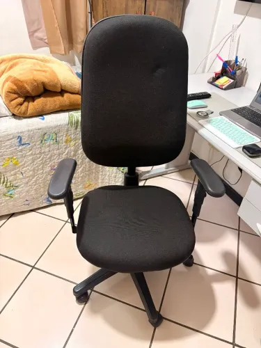 Mesa de Escritório + Cadeira Presidente - Excelente Estado