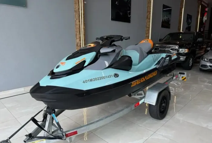 Jet ski Sea Doo wake 170