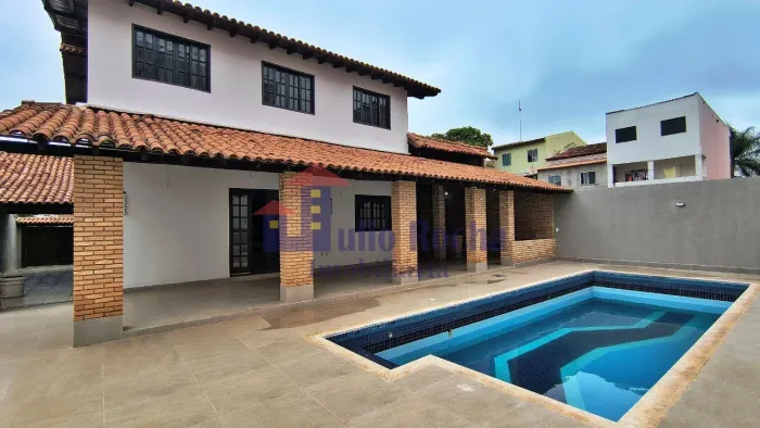 CASA NO CONDOMINIO PORTAL DO LAGO SUL - JARDIM BOTÂNICO - DF