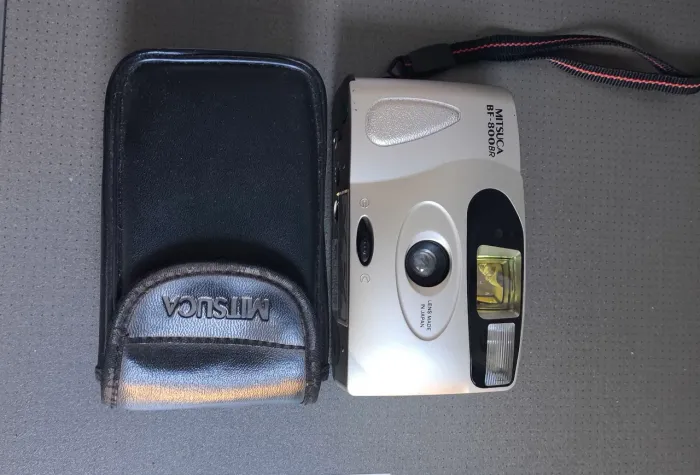 Vendo câmera vintage mitsuca.