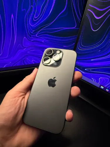 PROMOÇÃO iPhone 16 pro dual chip 128gb 94% bateria muito novo 