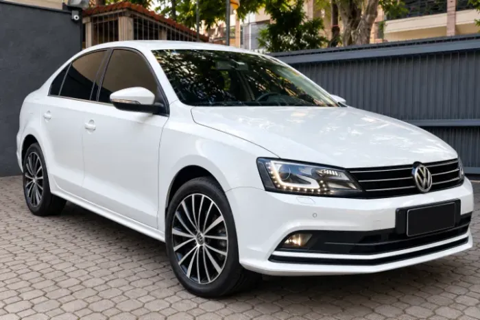 Volkswagen Jetta Highline 2.0 TSI 16V 4P Tiptronic 2017