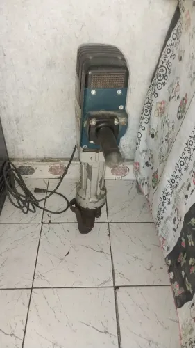 Martelet bosch 30 kilos profissional barato pra sair rápido