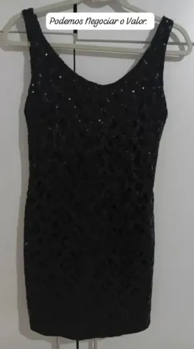 Vestido de Festa Hirus Preto com Paetês - Semi Novo (Usado 1 Vez).