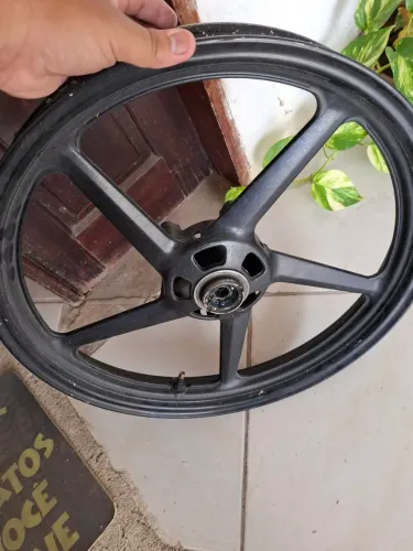 Aro roda dianteiro fazer 150